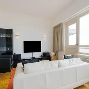 Comfortable In With Sea Views , Oostende België